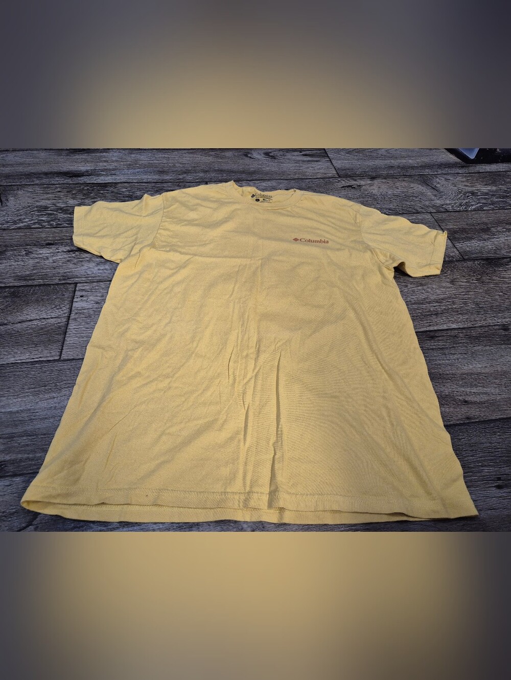 Columbia Sportswear Mountain Camping Mustard Yellow T-shirt (Mens Size L)